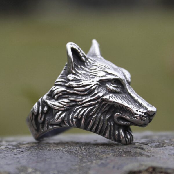 Silver Color 316L Stainless Steel Wild Wolf Biker Rings Mens Fashion Animal Jewelry Gift for Him