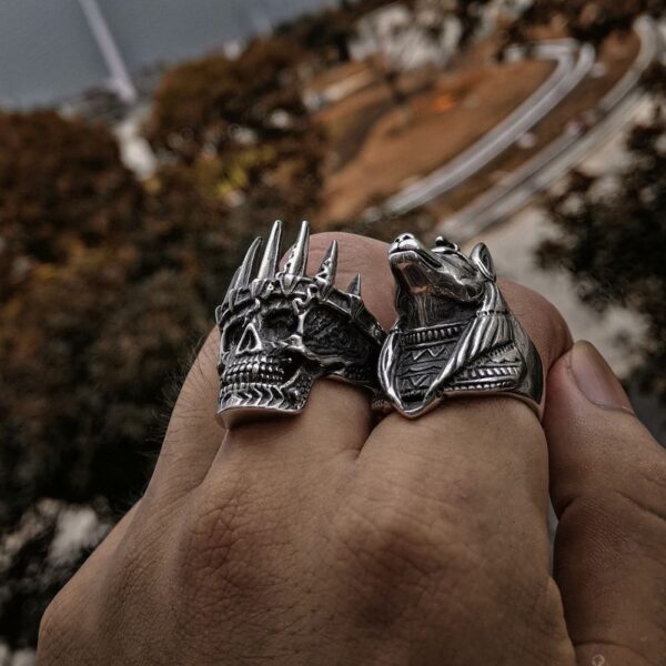 EYHIMD Mens Classical Nobility King Crown Skull 316L Stainless Steel Biker Rings Punk Fasion Jewelry Gift for Men